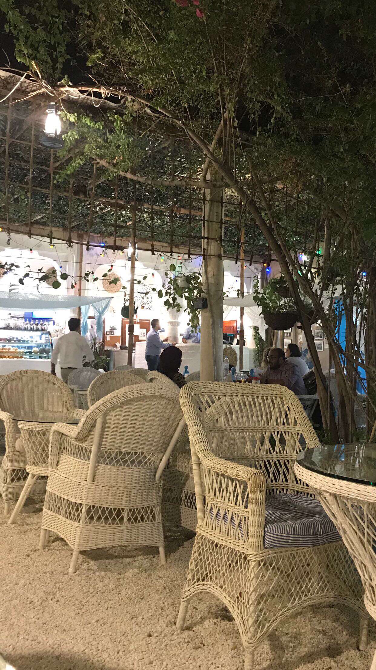 شارع او ممشى السيف الجديد في دبي و مطعم بيت الشاي - محمد ...