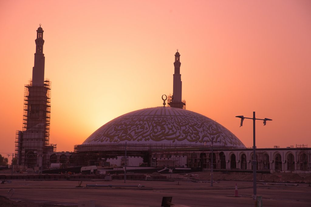 جامع الشيخ خليفة بن زايد في مدينة العين